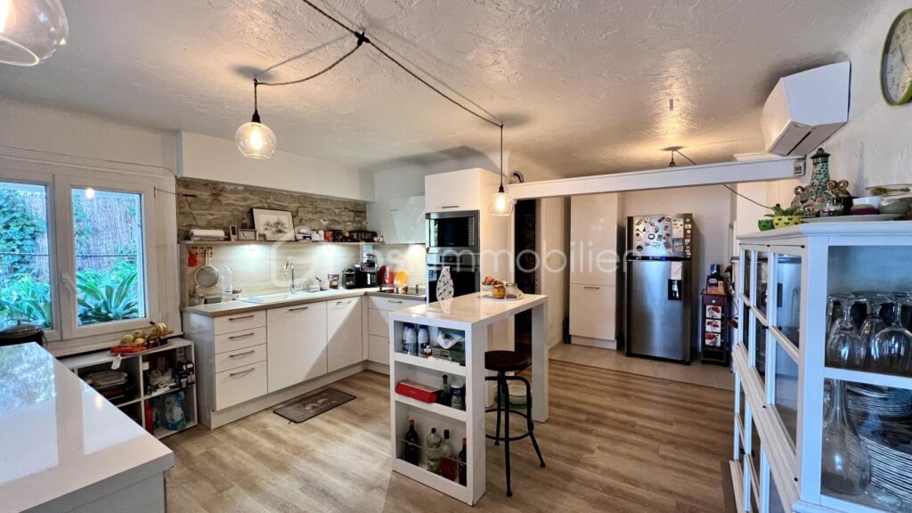 Villa 7 pièces La Colle-sur-Loup – Vue Saint-Paul-de-Vence – Maison d&rsquo;ami indépendante – 7 pièces – 5 chambres – 225 m²