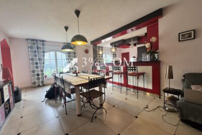 3%COM Belle demeure avec piscine du 27 ares – 8 pièces – 7 chambres – 360 m²