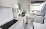 Chambre de service avec vue sur toits de Paris – PARIS 8 – 1 pièce – 1 chambre – 7 m²