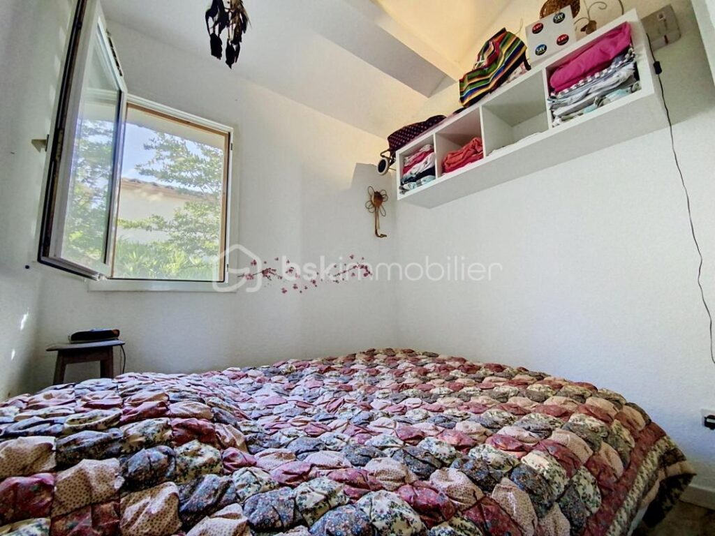 ⛳ LA GRANDE-MOTTE – VUE GOLF EXCEPTIONNELLE – RÉSIDENCE SÉCURISÉE AVEC PISCINE ET PLACE DE PARKING PRIVATIVE – 2 pièces – 1 chambre – 24 m²