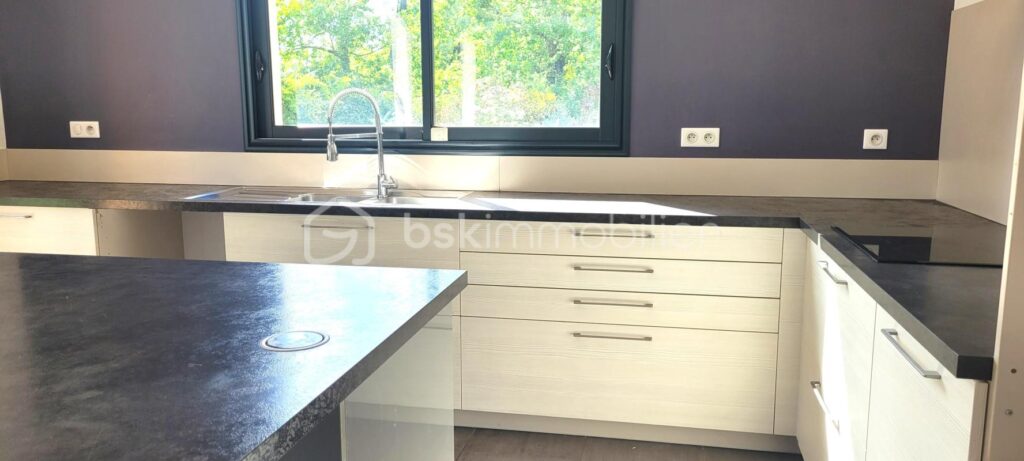 Belle maison 5 chambres avec piscine dans un écrin de verdure à 10 minutes de Montauban – 6 pièces – 5 chambres – 145 m²
