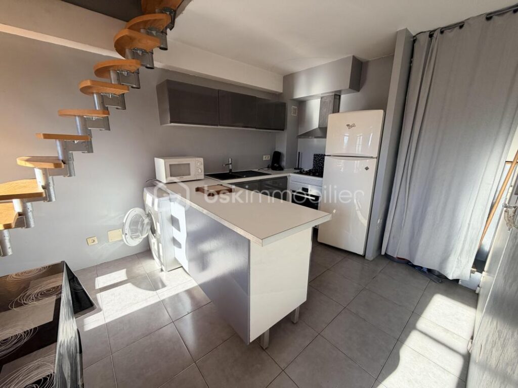 NOUVEAU – Duplex au cœur de La Seyne-sur-Mer – 2 pièces – 1 chambre – 37 m²
