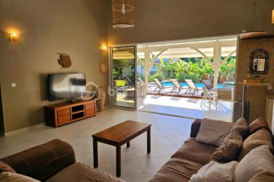 MAISON ET BUNGALOW T2 PROCHE MER – 6 pièces – 4 chambres – 189 m²