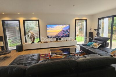 SUPERBE PROPRIETE DE 2021 AVEC SPA DE NAGE – 7 pièces – 4 chambres – 203 m²