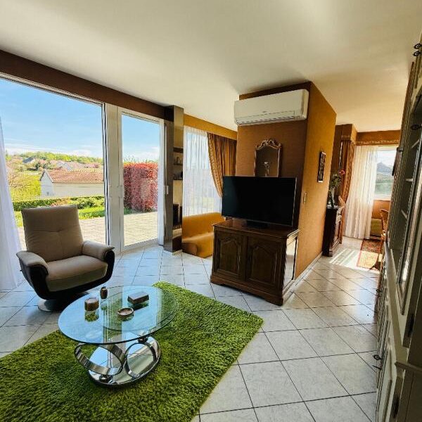 Maison à vendre à Geneuille