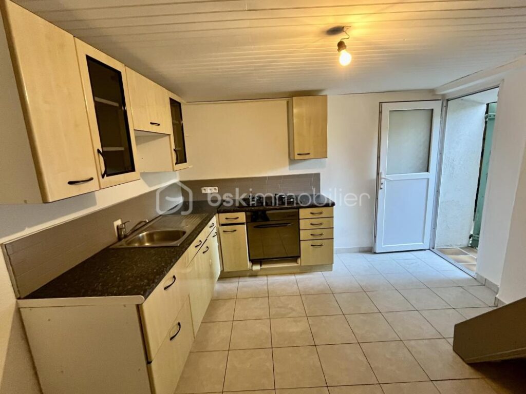 Maison de village avec vue dégagée, située au calme – 4 pièces – 2 chambres – 50 m²