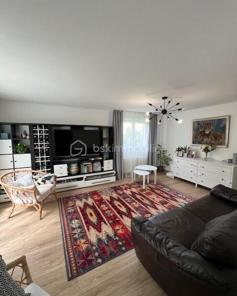 Maison à vendre à Neaufles saint martin