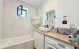 Studio avec cave et 2 places de stationnement entièrement rénové à Saint-Martin-Bellevue – 1 pièce – NR chambres – 24 m²