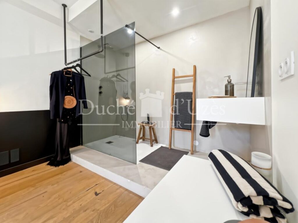 Maison – 5 pièces – 4 chambres – 131 m²