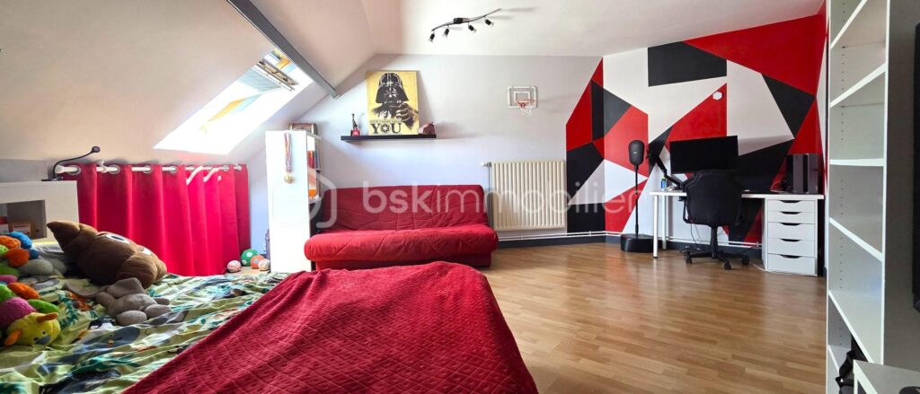 Magnifique Duplex F4 Baigné de Lumière, Dernier Étage avec Balcon – 4 pièces – 3 chambres – 102 m²