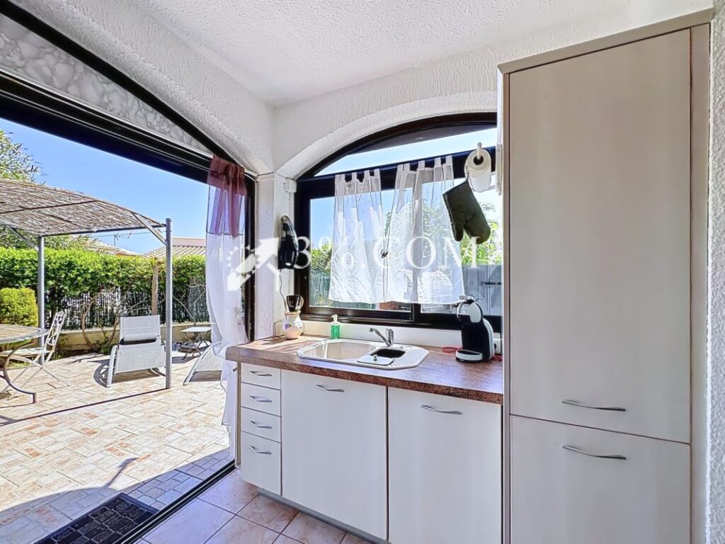 Charmant pavillon 4 pièces de 32.5 m2 avec terrasse de 32 m2 – 4 pièces – 2 chambres – 32 m²