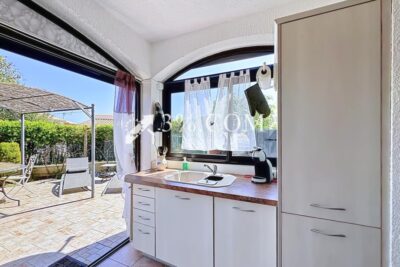 Charmant pavillon 4 pièces de 32.5 m2 avec terrasse de 32 m2 – 4 pièces – 2 chambres – 32 m²
