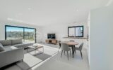 *** VILLA CONTEMPORAINE DE 130M2 AVEC GARAGE ET PISCINE – ARPAILLARGUES ET AUREILLAC *** – 5 pièces – 4 chambres – 120 m²