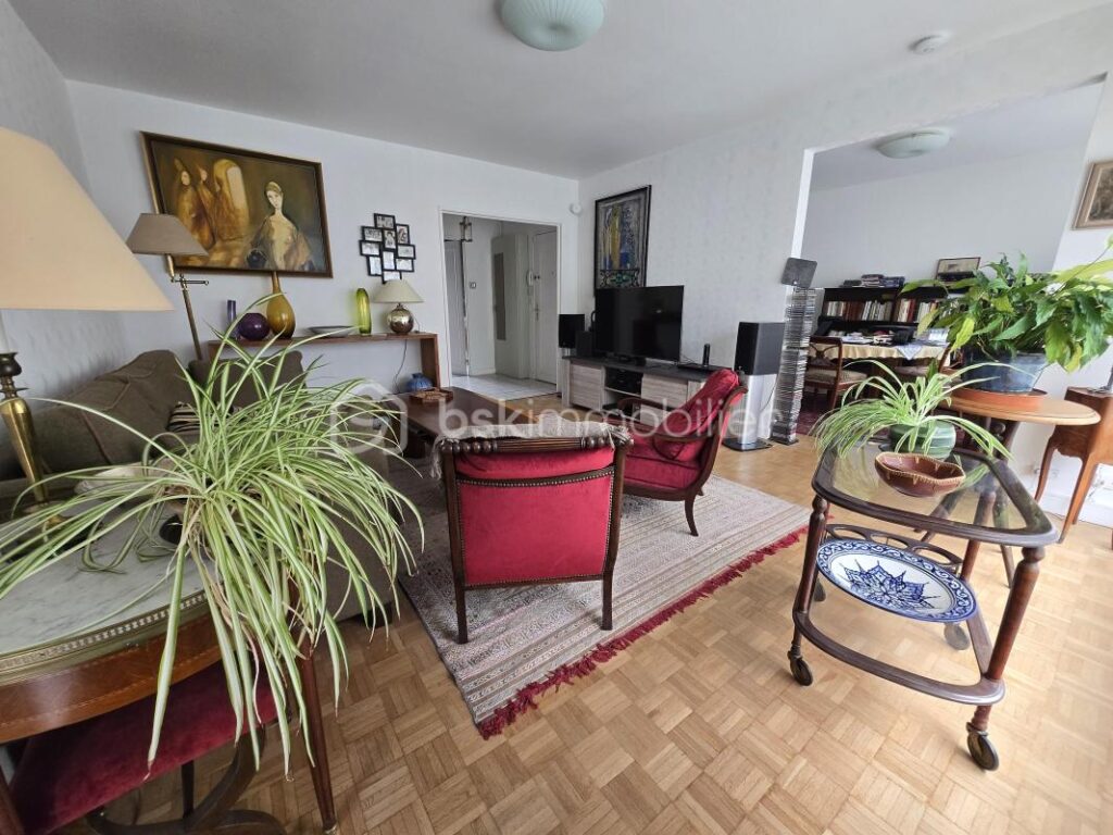 Magnifique appartement de type T4 de 79m² à Nevers – 4 pièces – 2 chambres – 79 m²