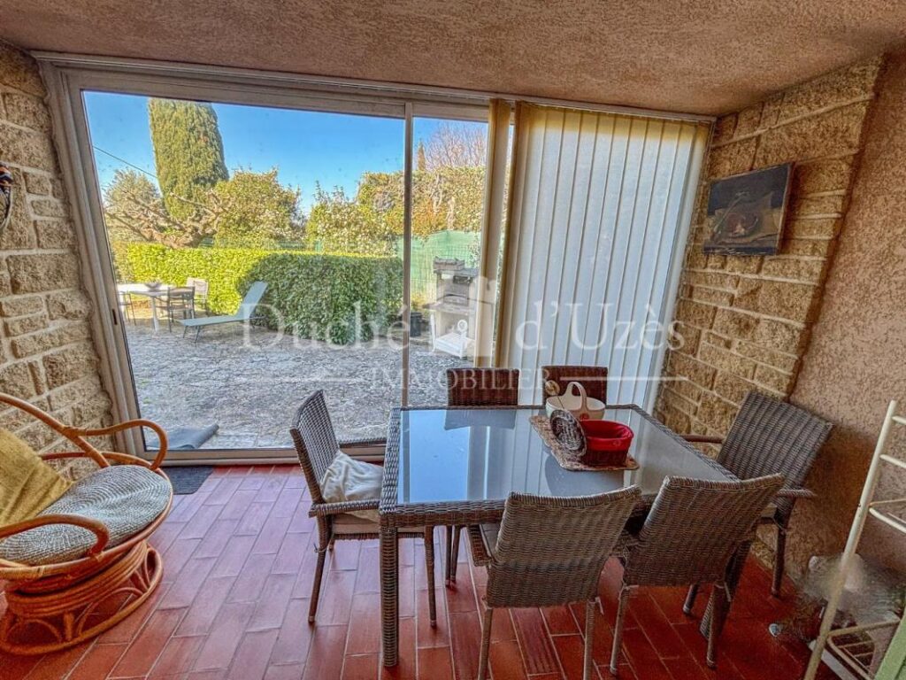 Villa – 8 pièces – 5 chambres – 145 m²