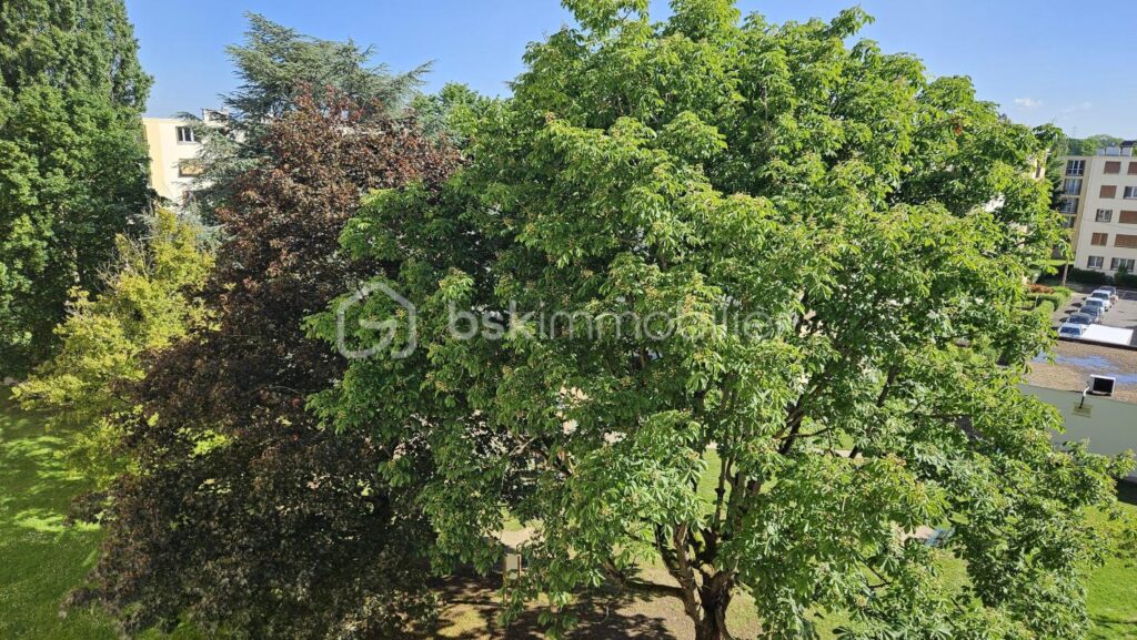 BEAU F4 DE 73M² RESIDENCE CHANTECLAIR 1 – 4 pièces – 3 chambres – 73 m²