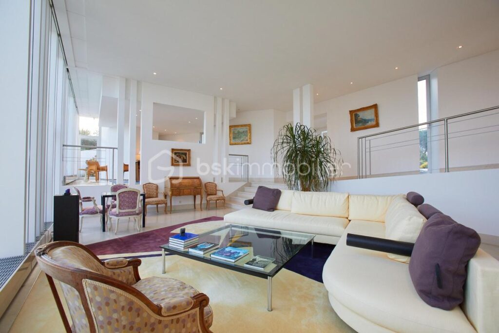 Propriété d’exception à Étables-sur-Mer – 7 pièces – 4 chambres – 248 m²