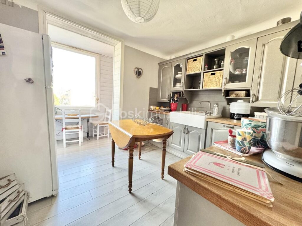 Appartement lumineux au cœur de Béziers avec vue dégagée – 3 pièces – 2 chambres – 70 m²