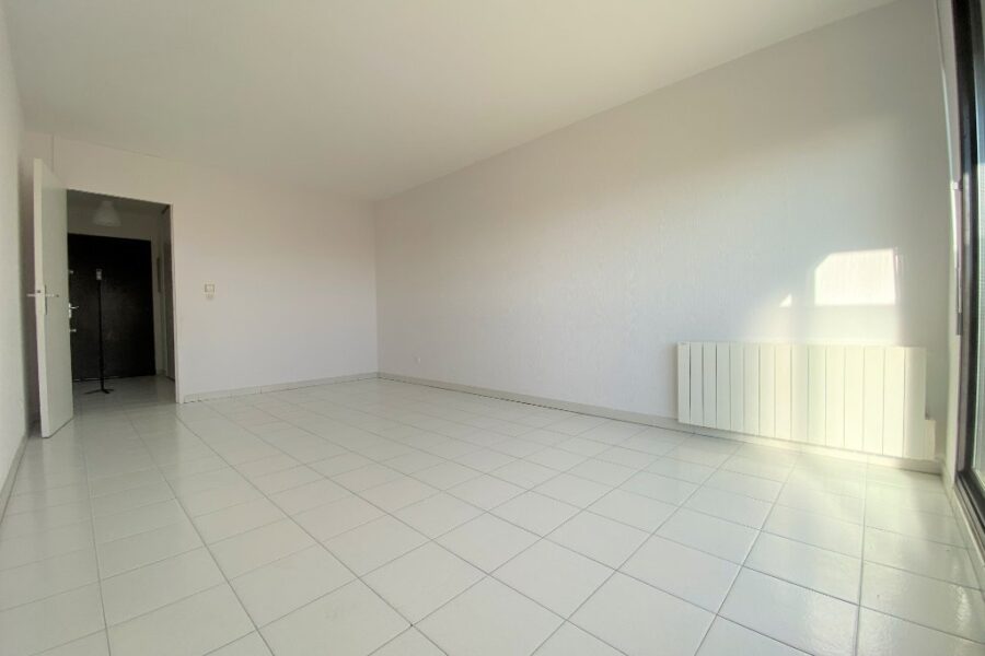 Appartement à louer à Saint laurent du var