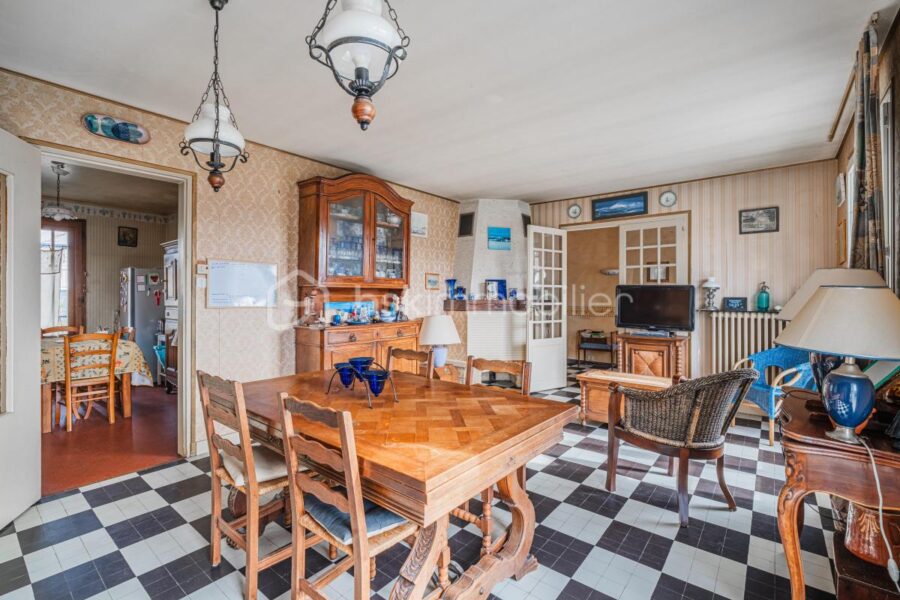 Maison à vendre à Sales