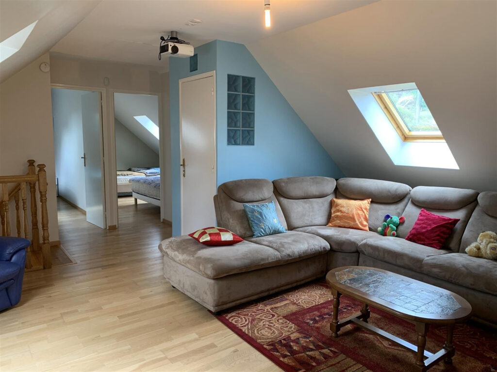 Dans la région des haras, à seulement 11kms du Haras du Pin, – 7 pièces – 5 chambres – 110 m²