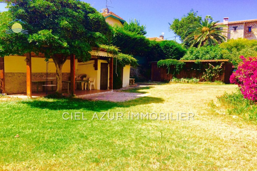 location saisonnière villa 5 Pièce(s) – 5 pièces – 4 chambres – 120.00 m²