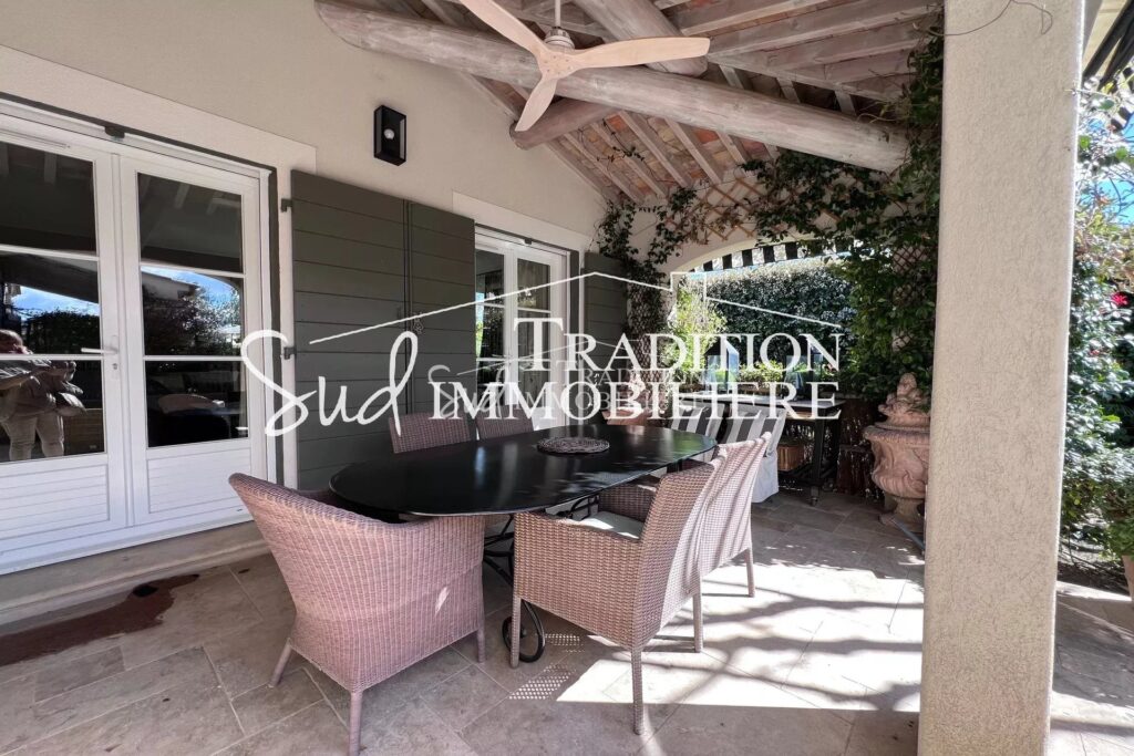vente maison 8 Pièce(s) – 8 pièces – NR chambres – 191.00 m²