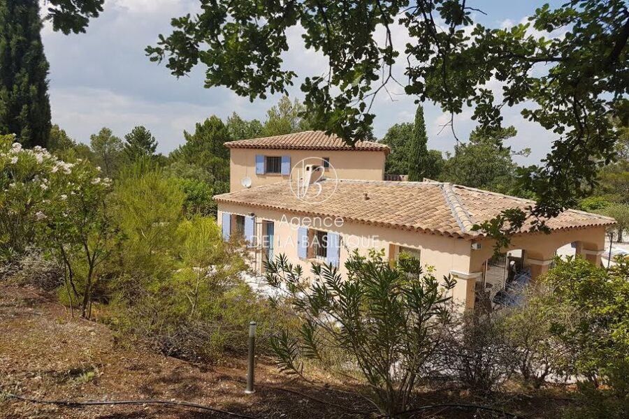Maison à vendre à Saint-maximin-la-sainte-baume