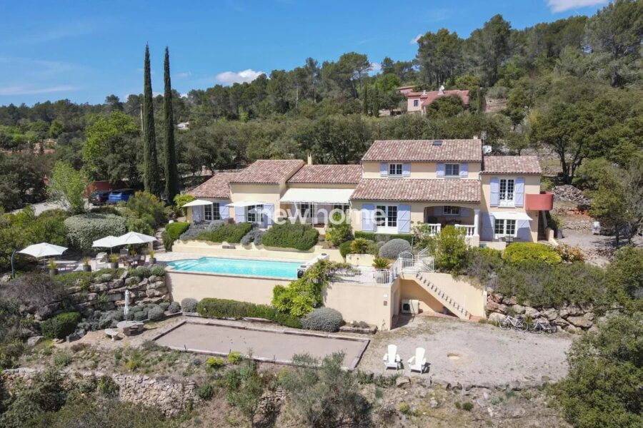 Maison à vendre à Entrecasteaux