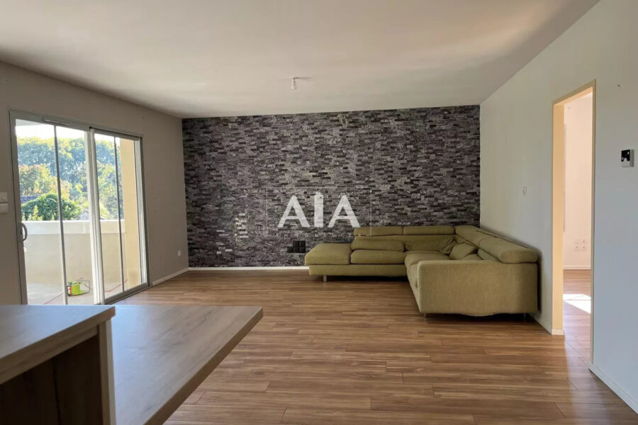 Maison à vendre à Montignac Charente