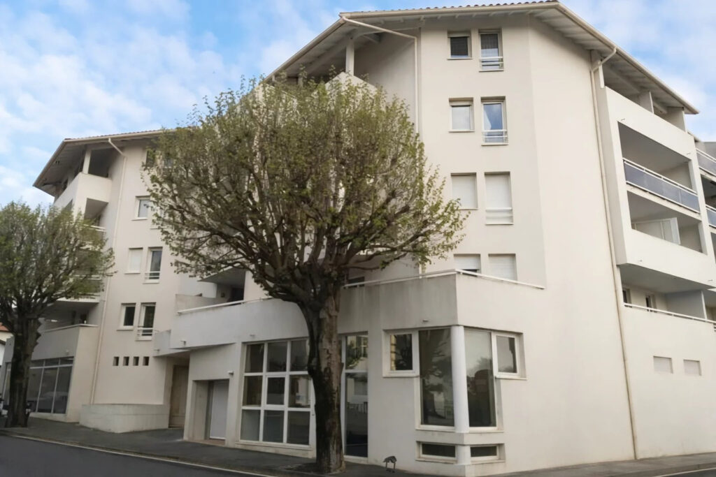 Biarritz – Charmant T3, lumineux, cosy et charme assuré – 3 pièces – 2 chambres – 53.28 m²