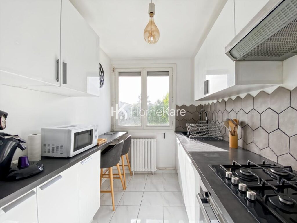 LUMINEUX DANS UN ECRIN DE VERDURE – 4 pièces – 2 chambres – 66 m²
