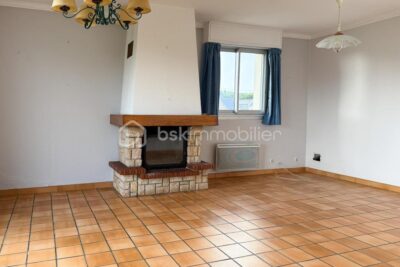 VENTE INTERACTIVE – MAISON À 150 M DE LA MER – MELON – 5 pièces – 3 chambres – 70 m²
