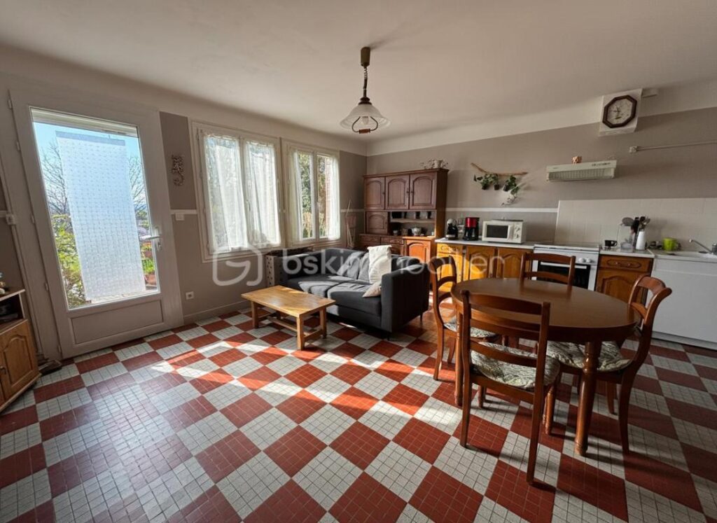 Maison avec Jardin secteur calme – 5 pièces – 3 chambres – 81 m²