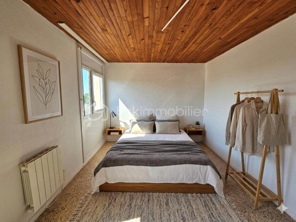 🔥 DERNIER ÉTAGE – 69 m² – 3 CHAMBRES – 2 BALCONS – VUE ÉTANG – 121 000 € 🔥 – 4 pièces – 3 chambres – 69 m²