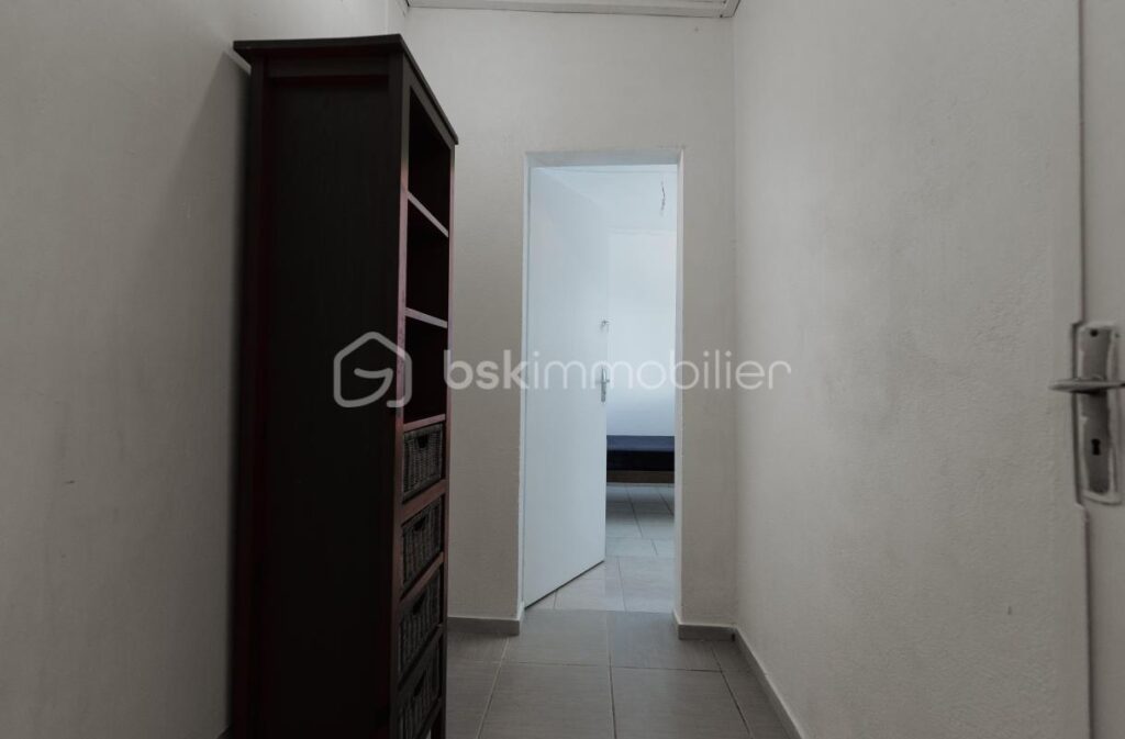 À VENDRE – 2 maisons jumelée avec vue mer pour le prix d&rsquo;une – NR pièces – 5 chambres – 214 m²
