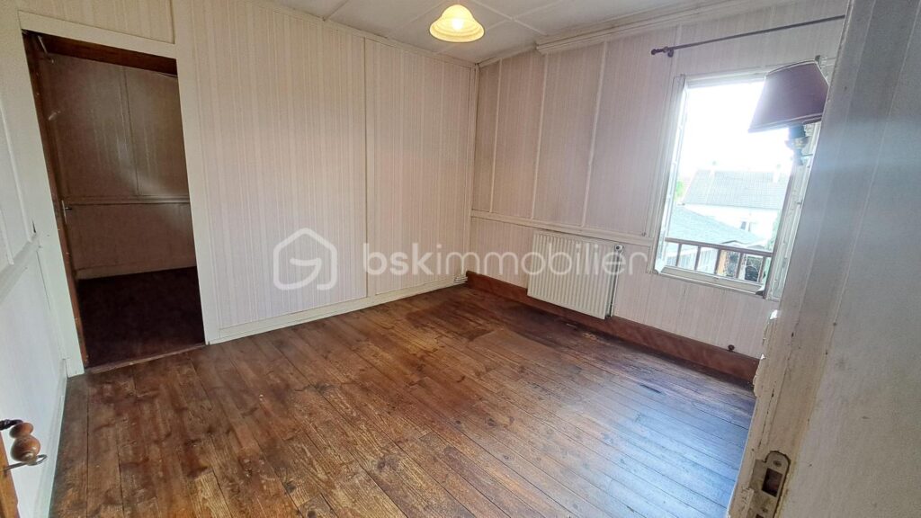 Maison de ville – 4 pièces – 2 chambres – 98 m²