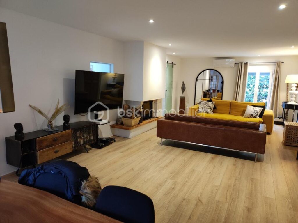 Sète, magnifique appartement de type 3 proche du centre ville – 3 pièces – 2 chambres – 93 m²