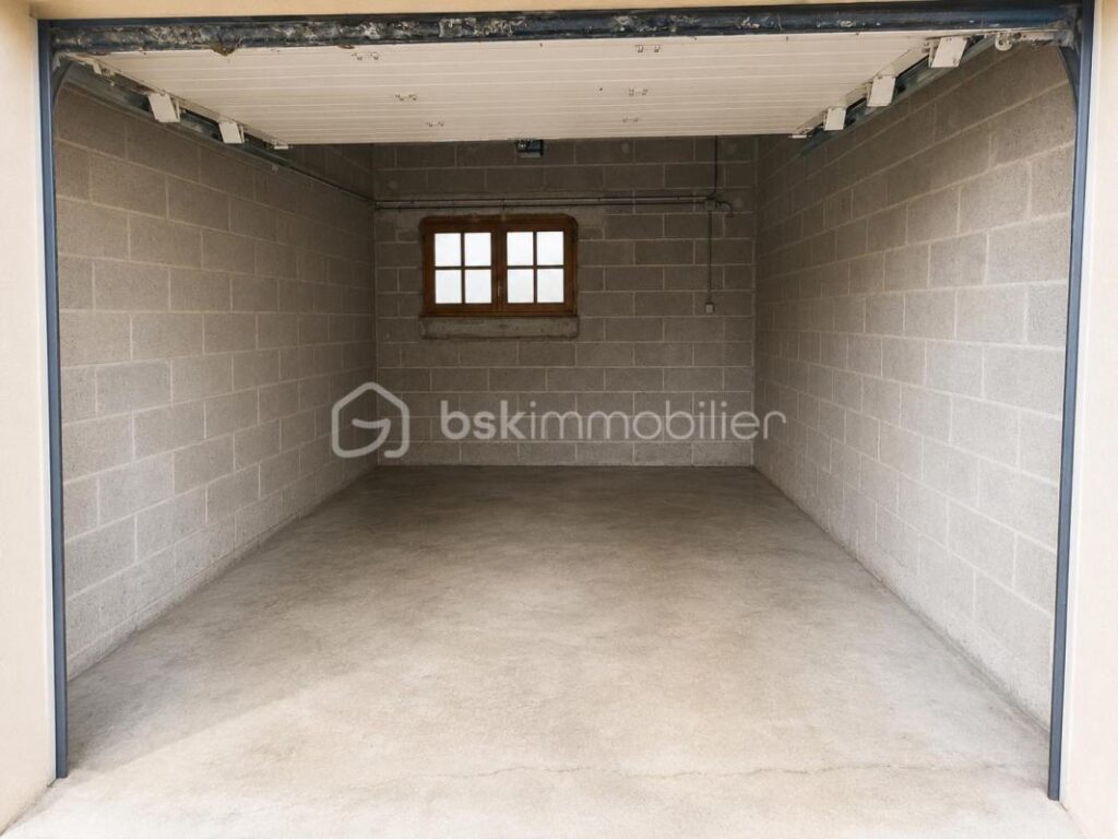 Maison de bourg de plain-pied de 107m2 Boistrudan – 4 pièces – 2 chambres – 107 m²