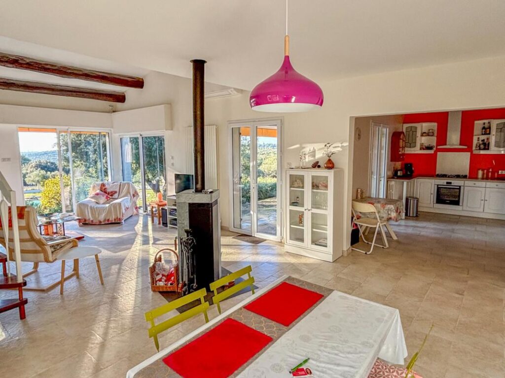 Villa – 5 pièces – 4 chambres – 156 m²