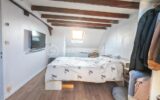 DUPLEX DE CHARME EN HYPERCENTRE – VUE TOITS & CACHET DE L’ANCIEN – 4 pièces – 2 chambres – 69 m²