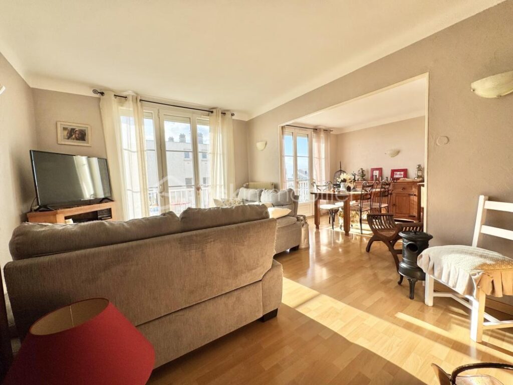 Appartement lumineux au cœur de Béziers avec vue dégagée – 3 pièces – 2 chambres – 70 m²