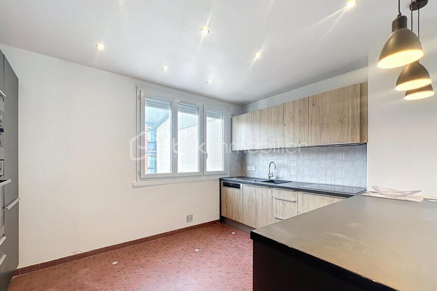 Appartement à vendre à L hay les roses