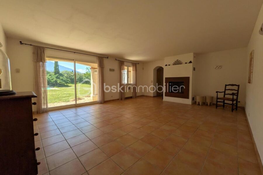 Maison à vendre à Vinca
