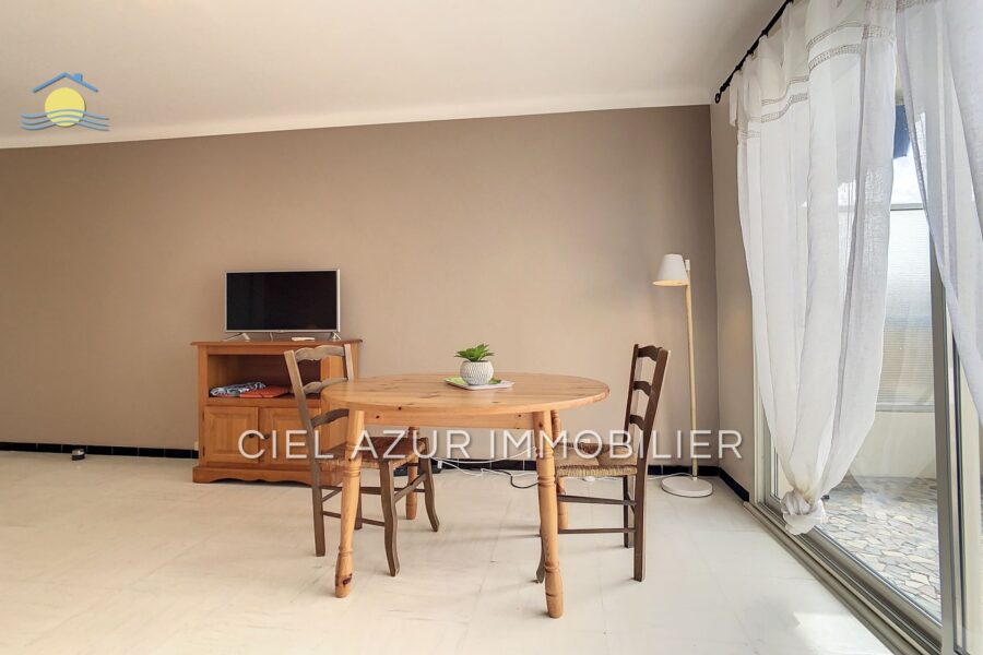 Appartement à louer à Juan-les-pins