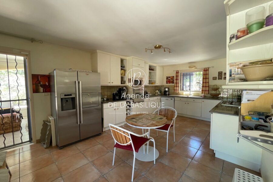Maison à vendre à Saint-maximin-la-sainte-baume