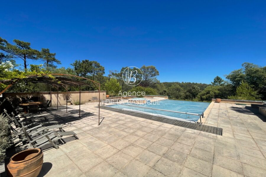 Maison à vendre à Saint-maximin-la-sainte-baume