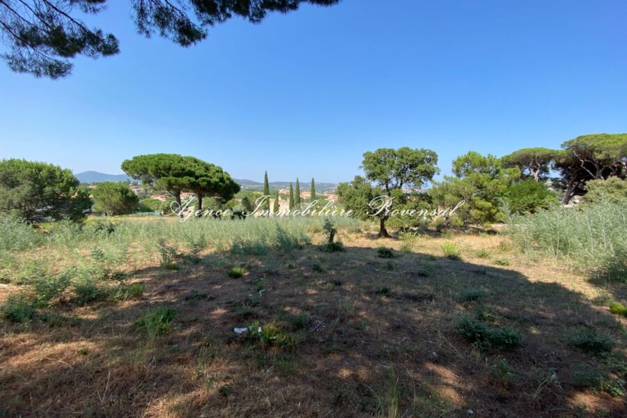 Terrain à vendre à Sainte-maxime