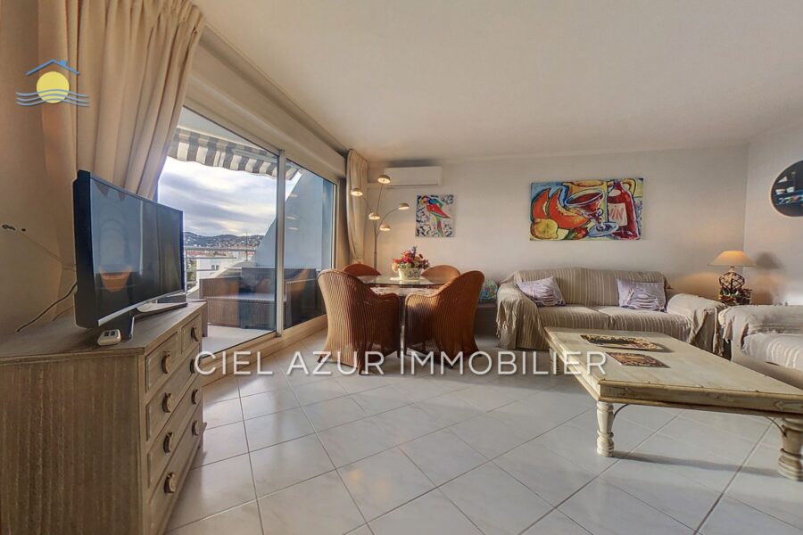 Appartement à louer à Juan-les-pins