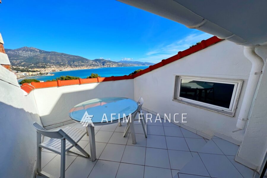 Appartement à vendre à Roquebrune-Cap-Martin — Vue mer — photo 1